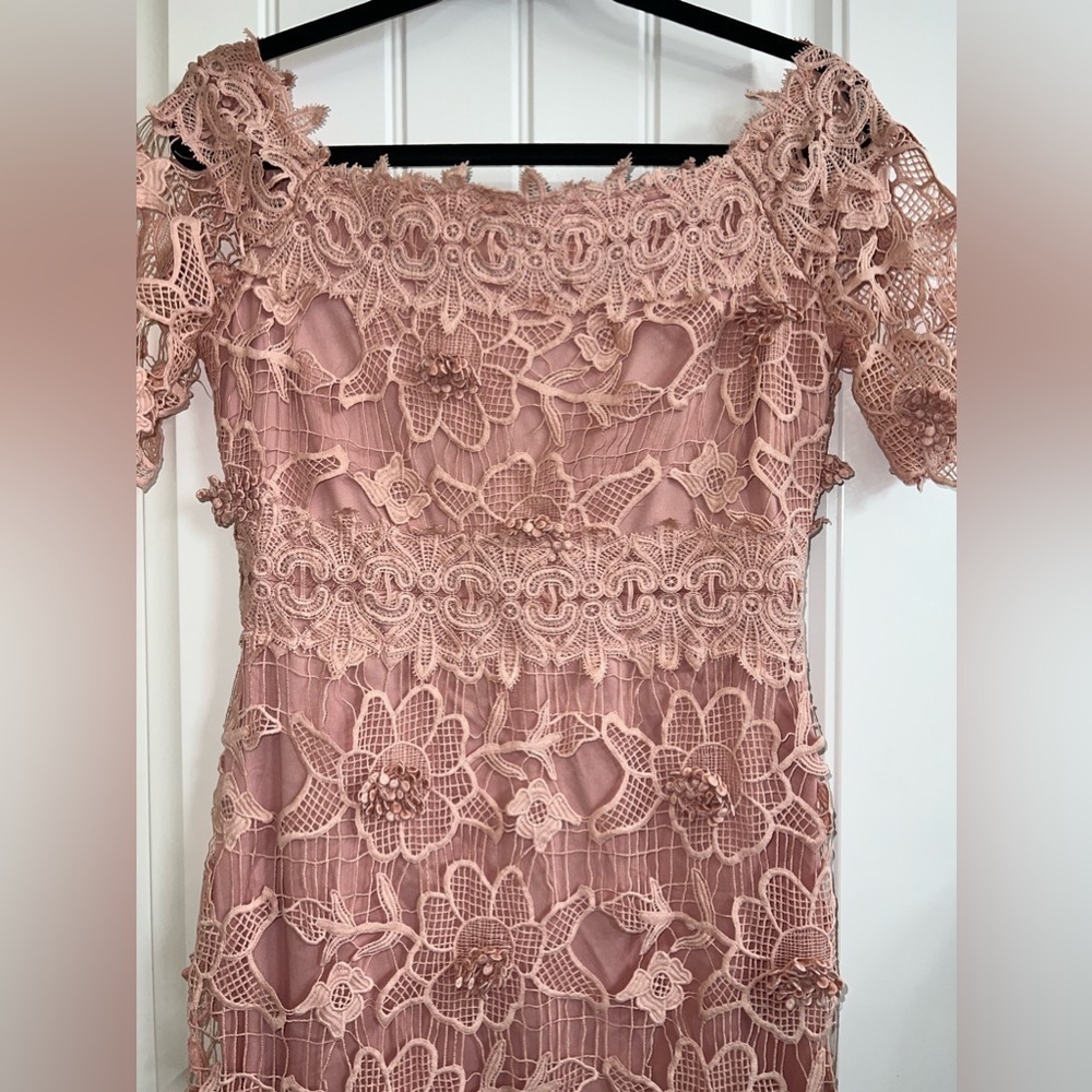 Just me Lace Dress - Picture 4 of 9